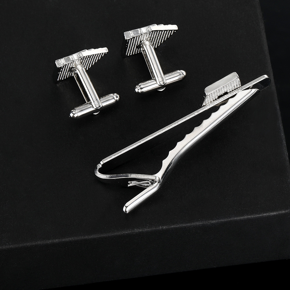 Men's Creative Poker Card Tie  - Tie Bar Clip recensione e prezzo