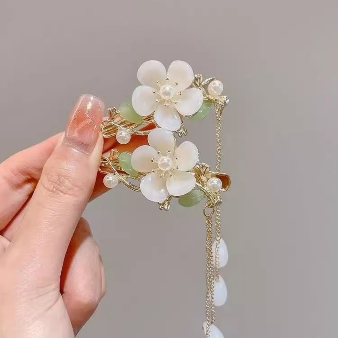 Ancient Style White Magnolia T - Tie Bar Clip recensione e prezzo