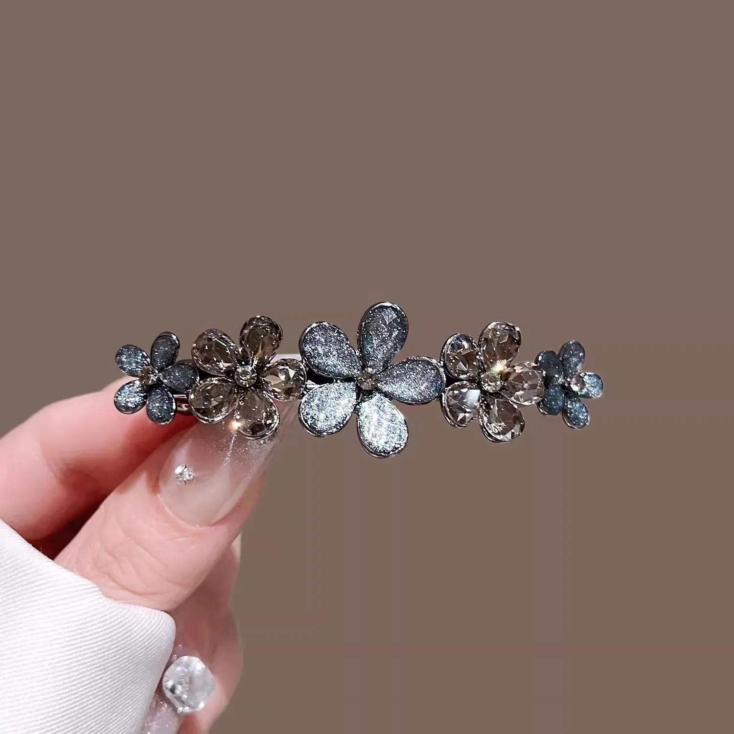 Elegant Crystal Flower Hairpin - Tie Bar Clip recensione e prezzo